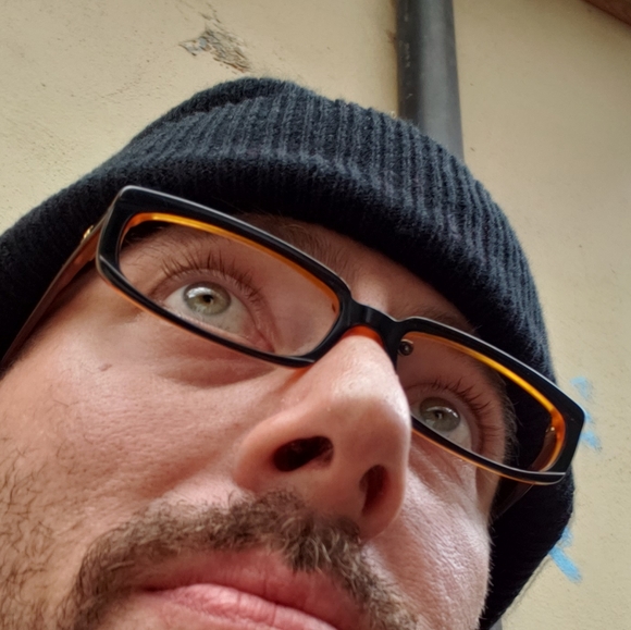 Chanel eyeglass frames - Picture 2 of 5